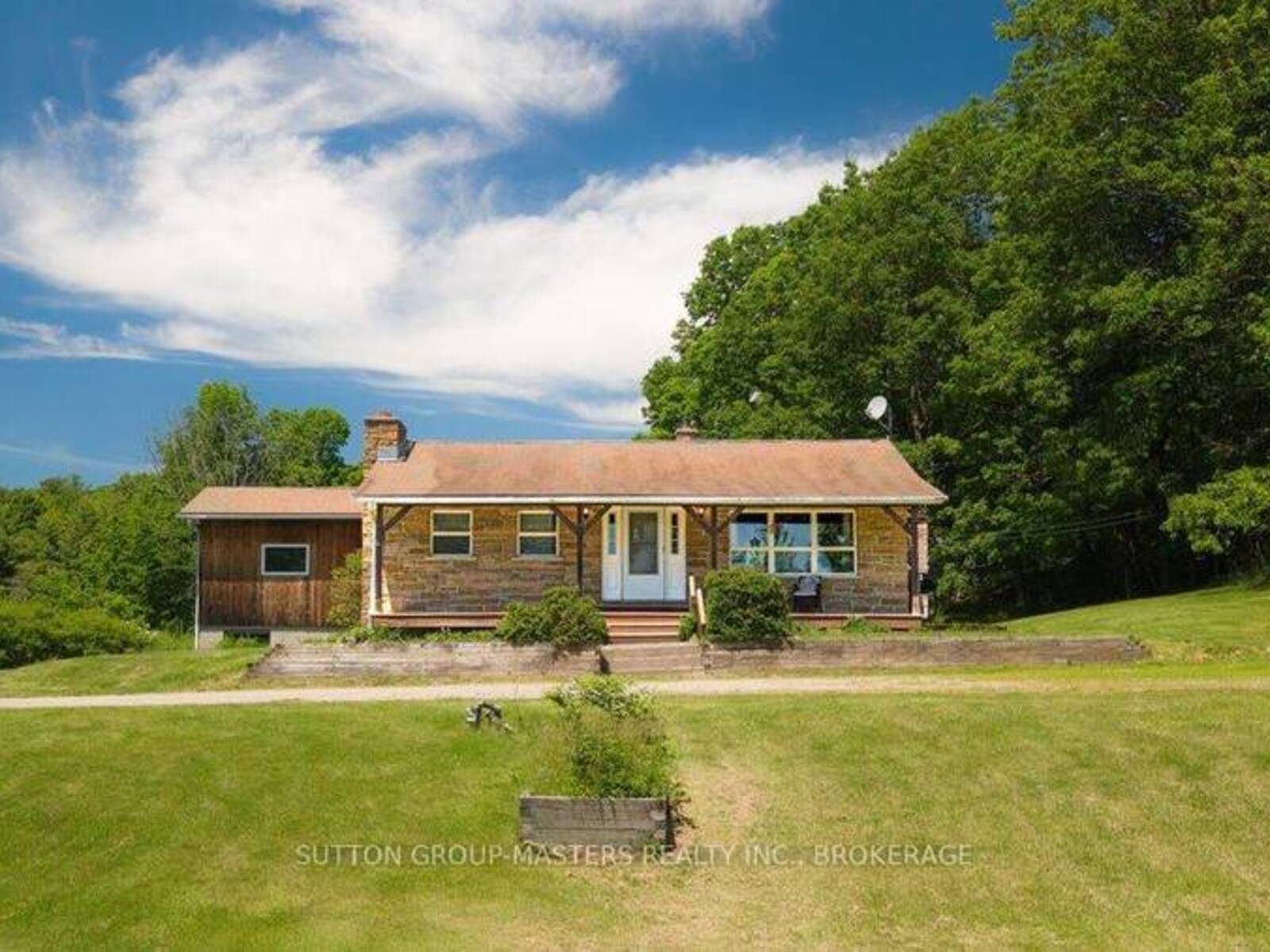 107 GRANITE RIDGE ROAD, Lansdowne, Ontario K0E 1L0