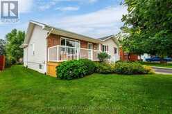 145 ELMWOOD DRIVE | Gananoque Ontario | Slide Image Three