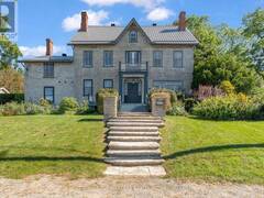 202 MAIN STREET Kingston Ontario, K7K 5S3