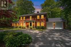 25 RIVERSIDE DRIVE | Kingston Ontario | Slide Image One