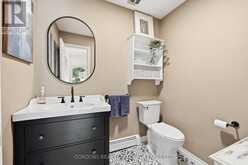 25 RIVERSIDE DRIVE | Kingston Ontario | Slide Image Thirty-three
