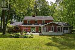 25 RIVERSIDE DRIVE | Kingston Ontario | Slide Image Four