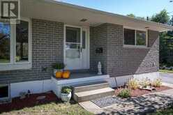 487 CORONATION BOULEVARD | Kingston Ontario | Slide Image Two
