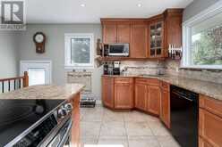 487 CORONATION BOULEVARD | Kingston Ontario | Slide Image Nine