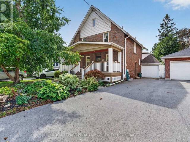 130 MACDONNELL STREET Kingston Ontario, K7L 4B8 - 7 Bedrooms Home For Sale