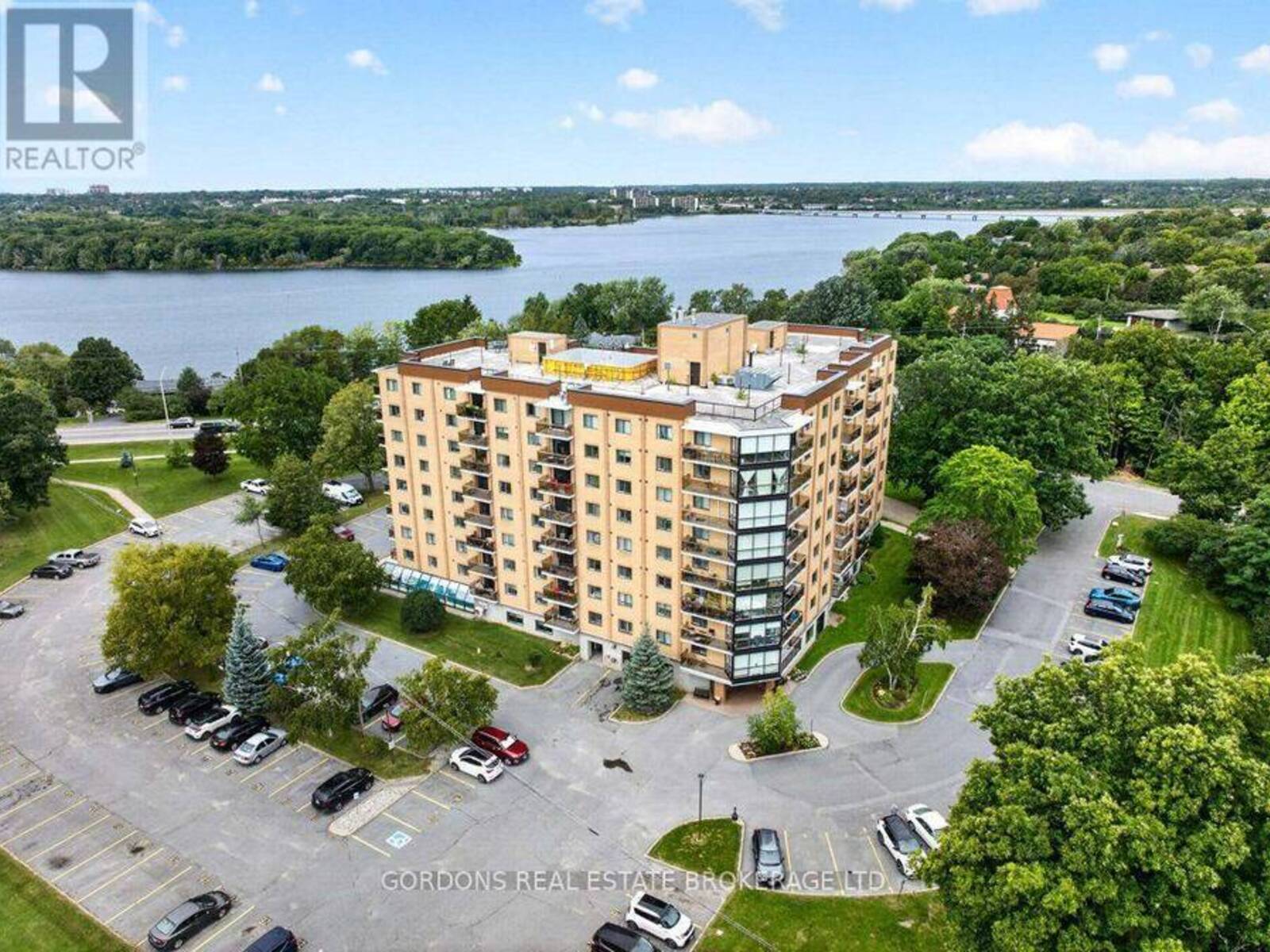201 - 120 BARRETT COURT, Kingston, Ontario K7L 5H6