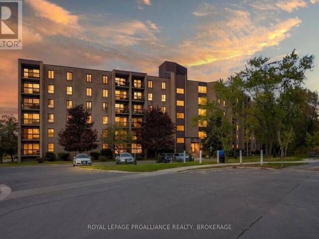 609 - 358 QUEEN MARY ROAD Kingston Ontario, K7M 7E8 - 2 Bedrooms Condo For Sale