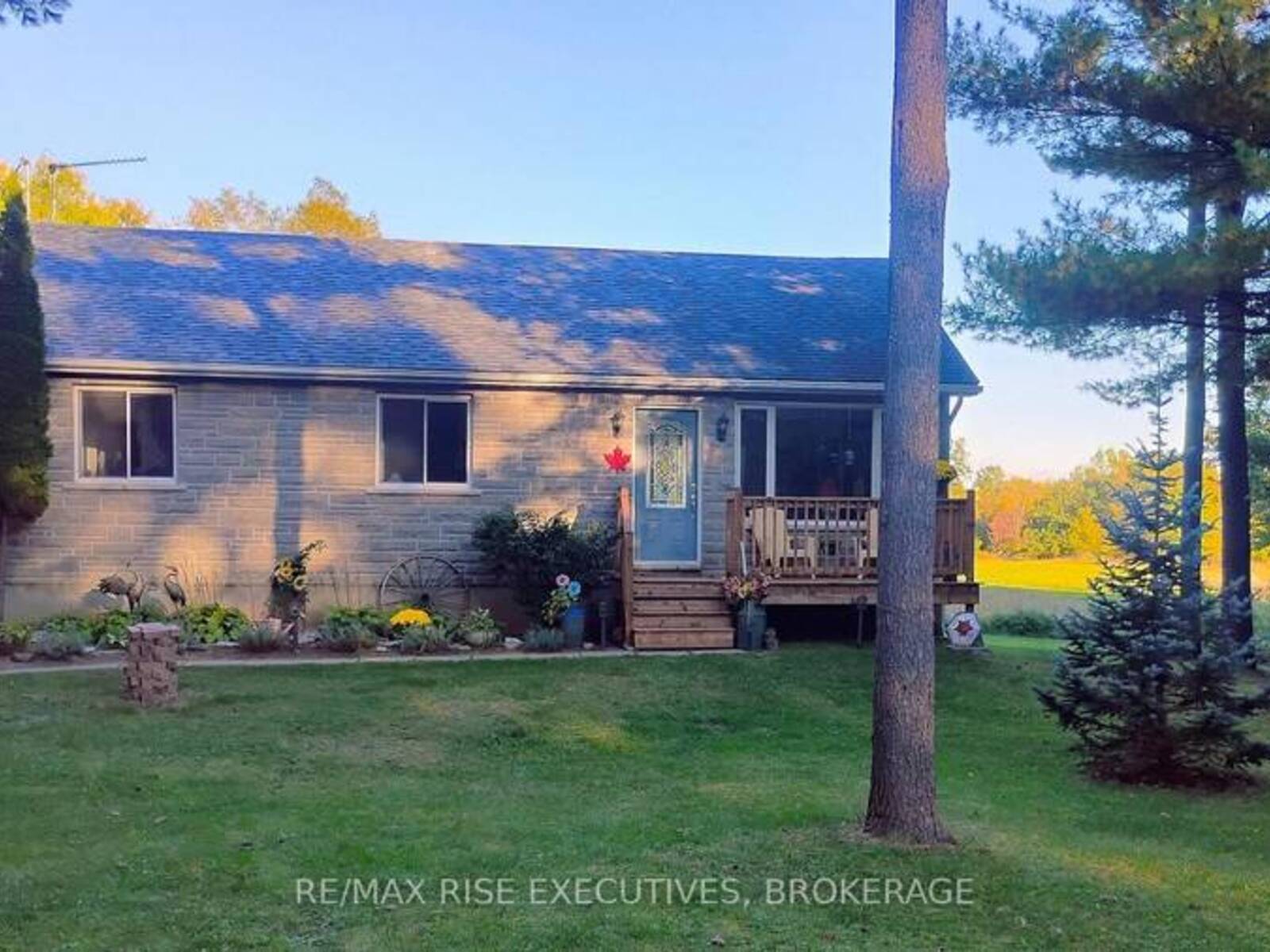 4956 RAMPARTS ROAD, South Frontenac, Ontario K0H 1H0