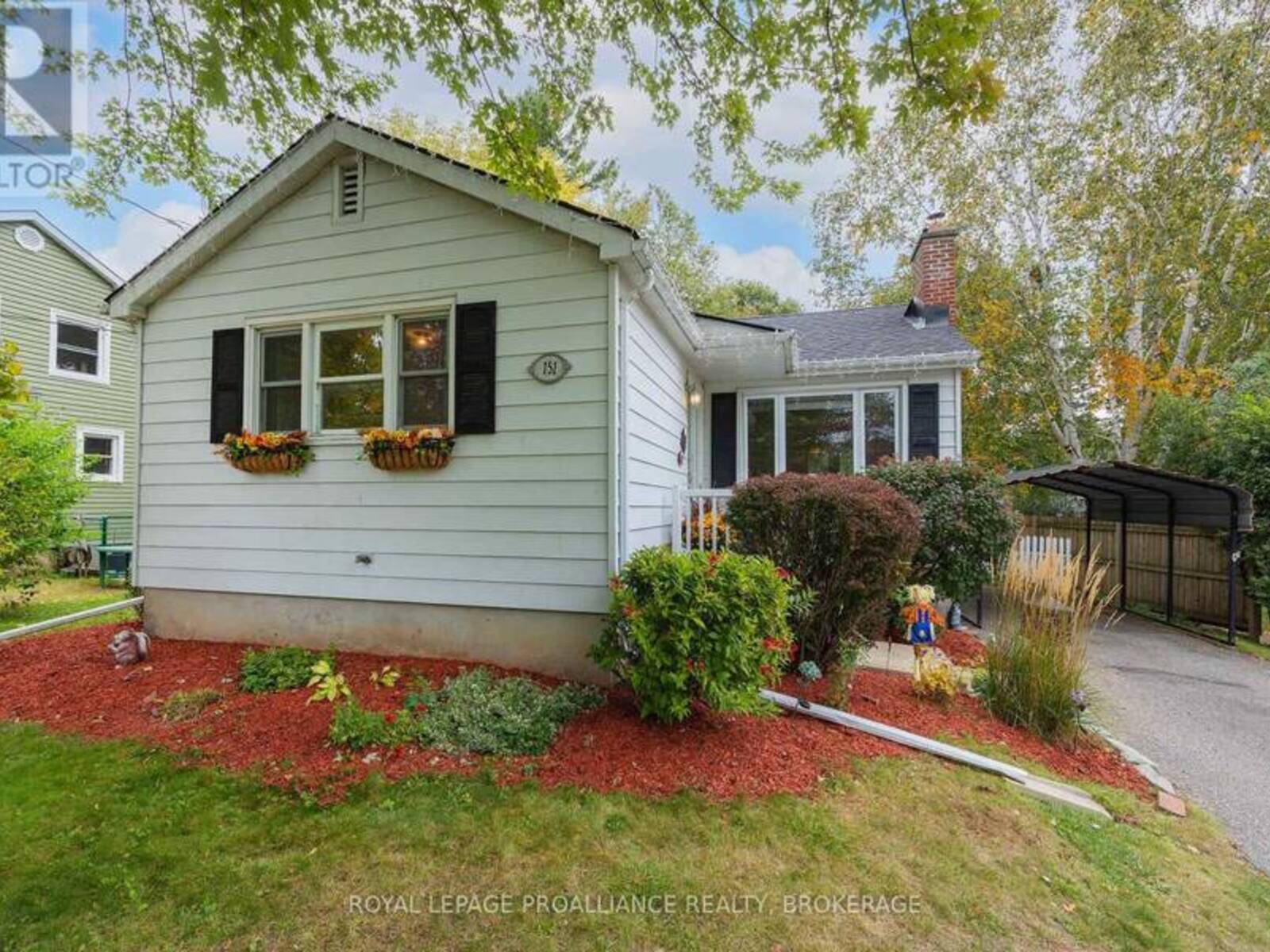 151 HAWTHORNE AVENUE, Kingston, Ontario K7M 1Y9