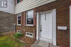 61 - 973 OAKVIEW AVENUE | Kingston Ontario | Slide Image Four