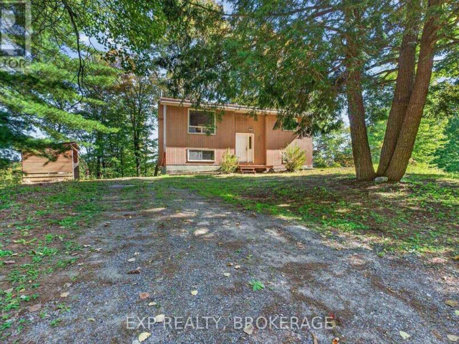 1054 YORK ROAD, Central Frontenac, Ontario K0H 2K0