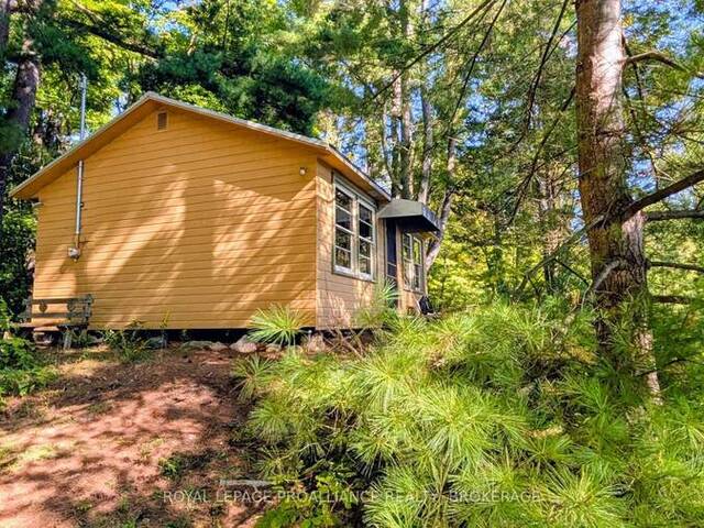 1256 ROSE LANE South Frontenac Ontario, K0H 1W0 - 2 Bedrooms Waterfront Home For sale