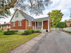5 WESTMORELAND ROAD Kingston Ontario, K7M 1J4
