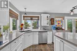 6 VANSTON ROAD | Leeds and the Thousand Islands Ontario | Slide Image Twelve