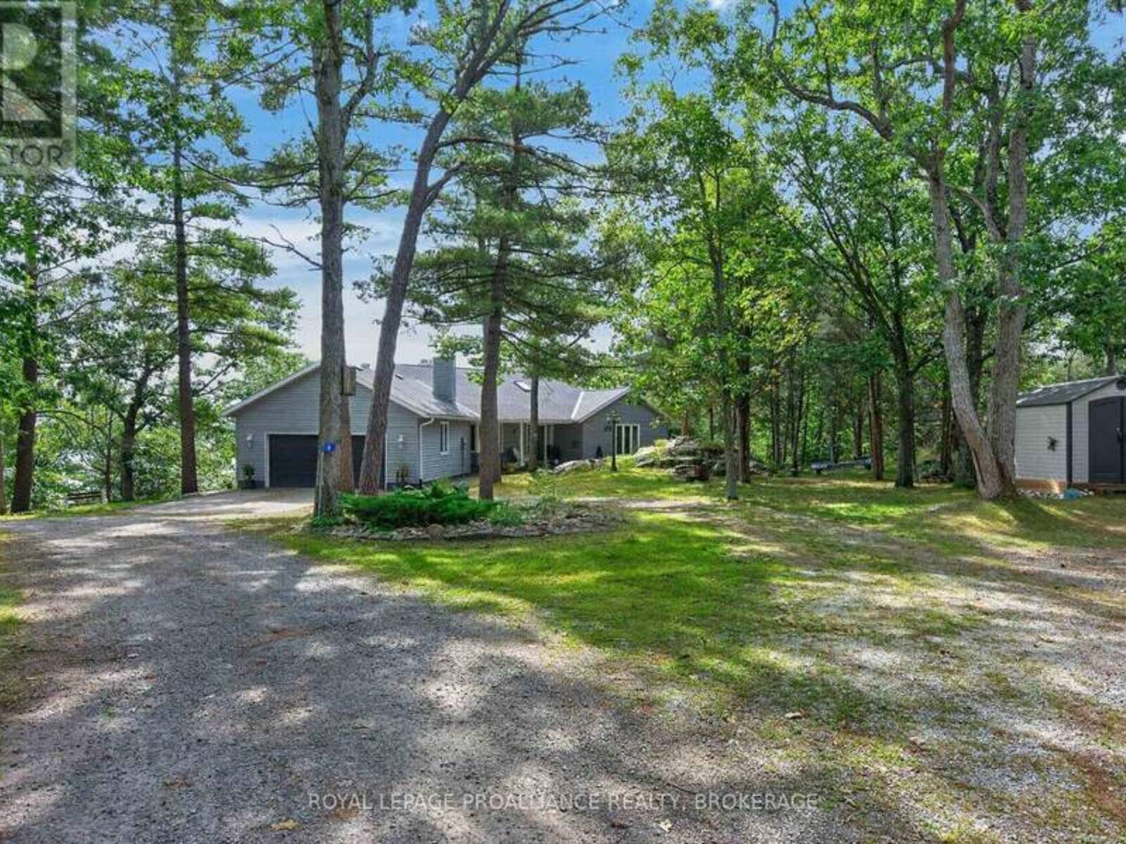 6 VANSTON ROAD, Leeds and the Thousand Islands, Ontario K0E 1R0