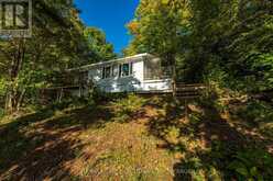 62 APPLE JACK LANE | South Frontenac Ontario | Slide Image Thirty-four