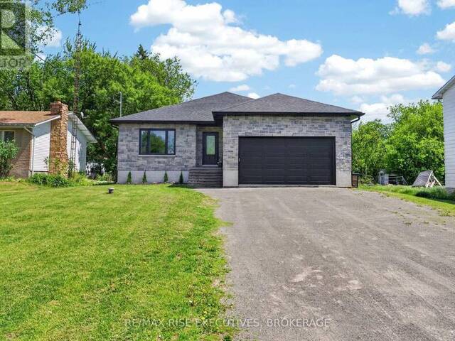 115 HELLEN STREET Leeds and the Thousand Islands Ontario, K0H 2N0 - 4 Bedrooms Home For Sale