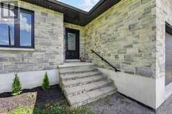 115 HELLEN STREET | Leeds and the Thousand Islands Ontario | Slide Image Two