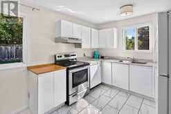 896 MONA DRIVE | Kingston Ontario | Slide Image Fifteen