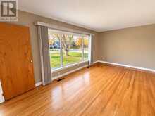 227 ARNOLD STREET | Kingston Ontario | Slide Image Four