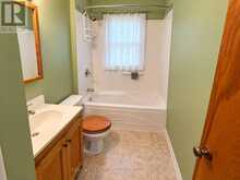 227 ARNOLD STREET | Kingston Ontario | Slide Image Seven