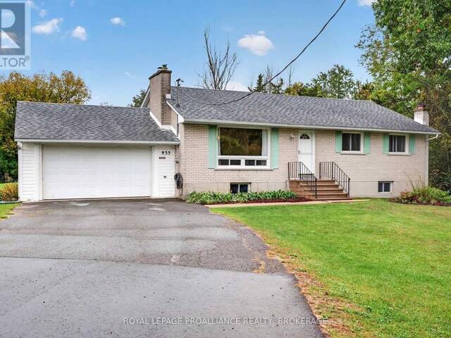935 MCKNIGHT ROAD Kingston Ontario, K7L 4V1 - 3 Bedrooms Home For Sale
