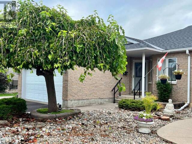 721 MILLWOOD DRIVE Kingston Ontario, K7M 8Z2 - 4 Bedrooms Home For Sale