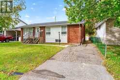 740 DEMPSTER DRIVE | Gananoque Ontario | Slide Image Two