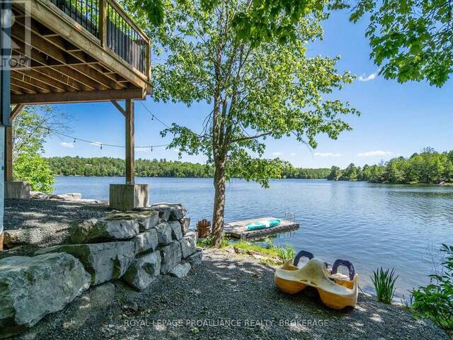 402 TROY LAKE ROAD Rideau Lakes Ontario, K0G 1E0 - 4 Bedrooms Waterfront Home For sale