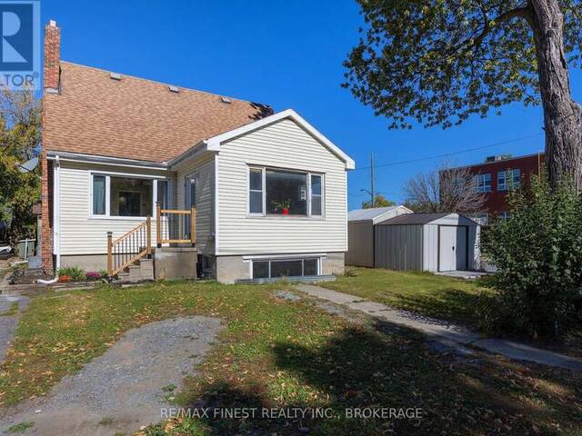 3 JOHN STREET Kingston Ontario, K7K 1S7 - 4 Bedrooms Home For Sale