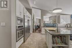 27 RIVERSIDE DRIVE | Kingston Ontario | Slide Image Twelve