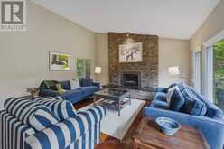 27 RIVERSIDE DRIVE | Kingston Ontario | Slide Image Fourteen