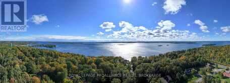 27 RIVERSIDE DRIVE | Kingston Ontario | Slide Image Forty-two