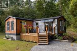 106 OLD RIVER ROAD | Leeds and the Thousand Islands Ontario | Slide Image Three