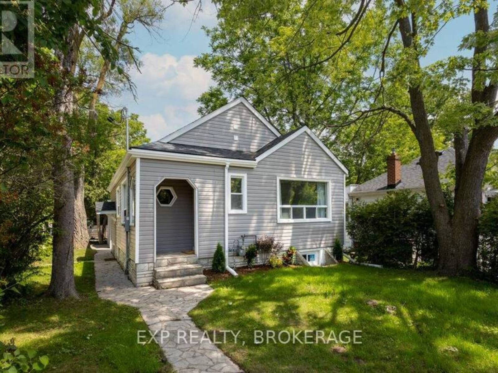 19 SCOTT STREET, Kingston, Ontario K7L 1L3