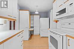 187 COLLEGE STREET | Kingston Ontario | Slide Image Nineteen