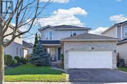 133 AMY LYNN DRIVE | Loyalist Ontario | Slide Image Four