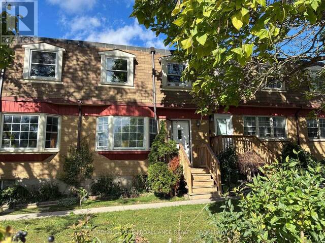 9 - 116 NOTCH HILL ROAD Kingston Ontario, K7M 2X1 - 4 Bedrooms Condo For Sale