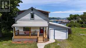 21C HIGHWAY 95 | Frontenac Islands Ontario | Slide Image One