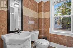 273 COLLEGE STREET | Kingston Ontario | Slide Image Thirty