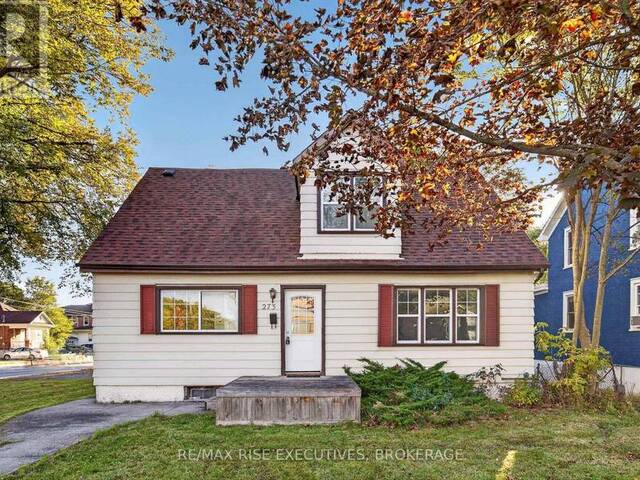273 COLLEGE STREET Kingston Ontario, K7L 4M1 - 6 Bedrooms Home For Sale