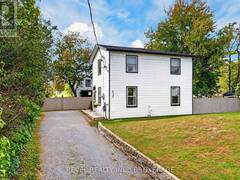 637 COLLINS BAY ROAD Kingston Ontario, K7M 5G7