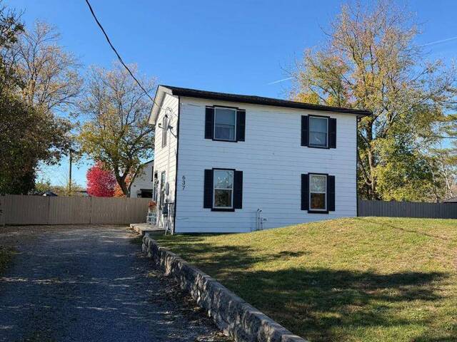 637 COLLINS BAY ROAD Kingston Ontario, K7M 5G7 - 3 Bedrooms Home For Sale