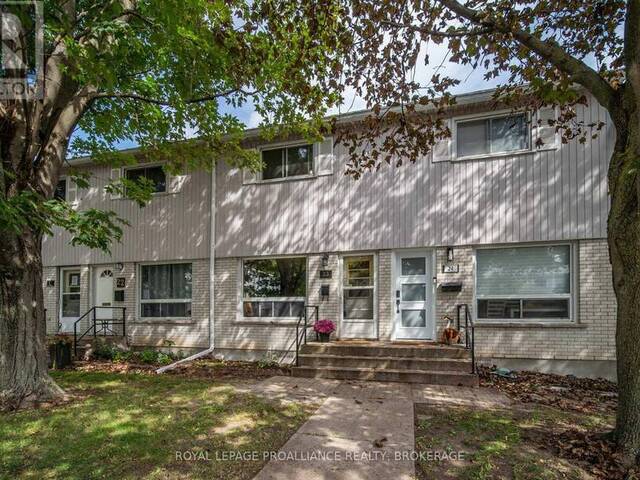 23 - 4427 BATH ROAD Loyalist Ontario, K7N 1A1 - 2 Bedrooms Waterfront Condo For Sale