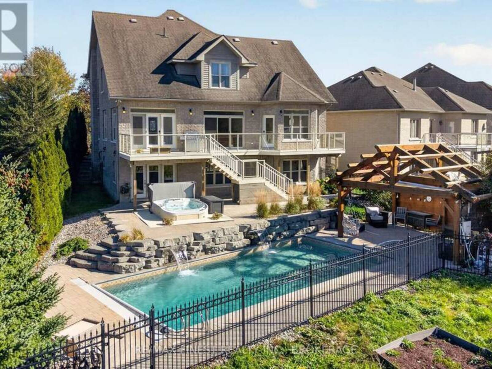 710 KANANASKIS DRIVE, Kingston, Ontario K7P 0A9