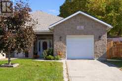 27 VICTORIA AVENUE | Gananoque Ontario | Slide Image One