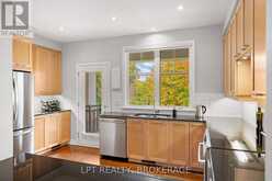 202 DALKEITH PRIVATE | Ottawa Ontario | Slide Image Seventeen