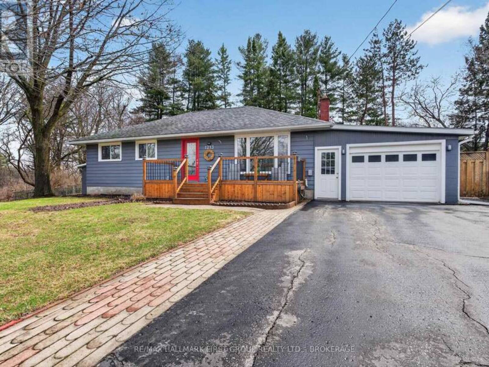 1213 BRASS DRIVE, Kingston, Ontario K7M 3M2