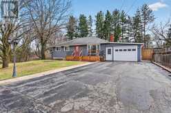 1213 BRASS DRIVE | Kingston Ontario | Slide Image Three