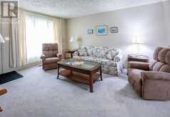 676 WILLIS STREET | Kingston Ontario | Slide Image Four